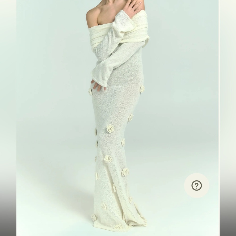 Sold out Meshki White flower dress
